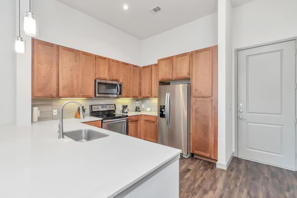 U4 Penthouse Downtown